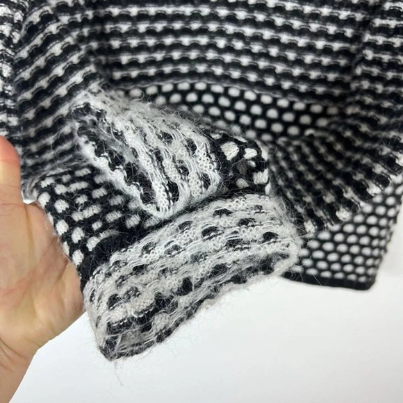 Chiaramente Black & White Textured Cardigan Sz M Made in Italy Acrylic Wool - Picture 6 of 11